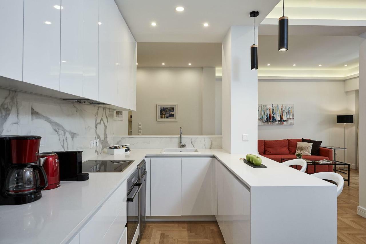 Luxurious Spacious Apt Next To Hilton Hotel Athena Bagian luar foto