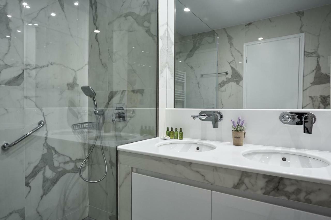 Luxurious Spacious Apt Next To Hilton Hotel Athena Bagian luar foto