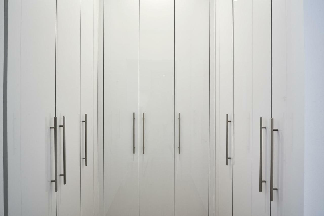 Luxurious Spacious Apt Next To Hilton Hotel Athena Bagian luar foto