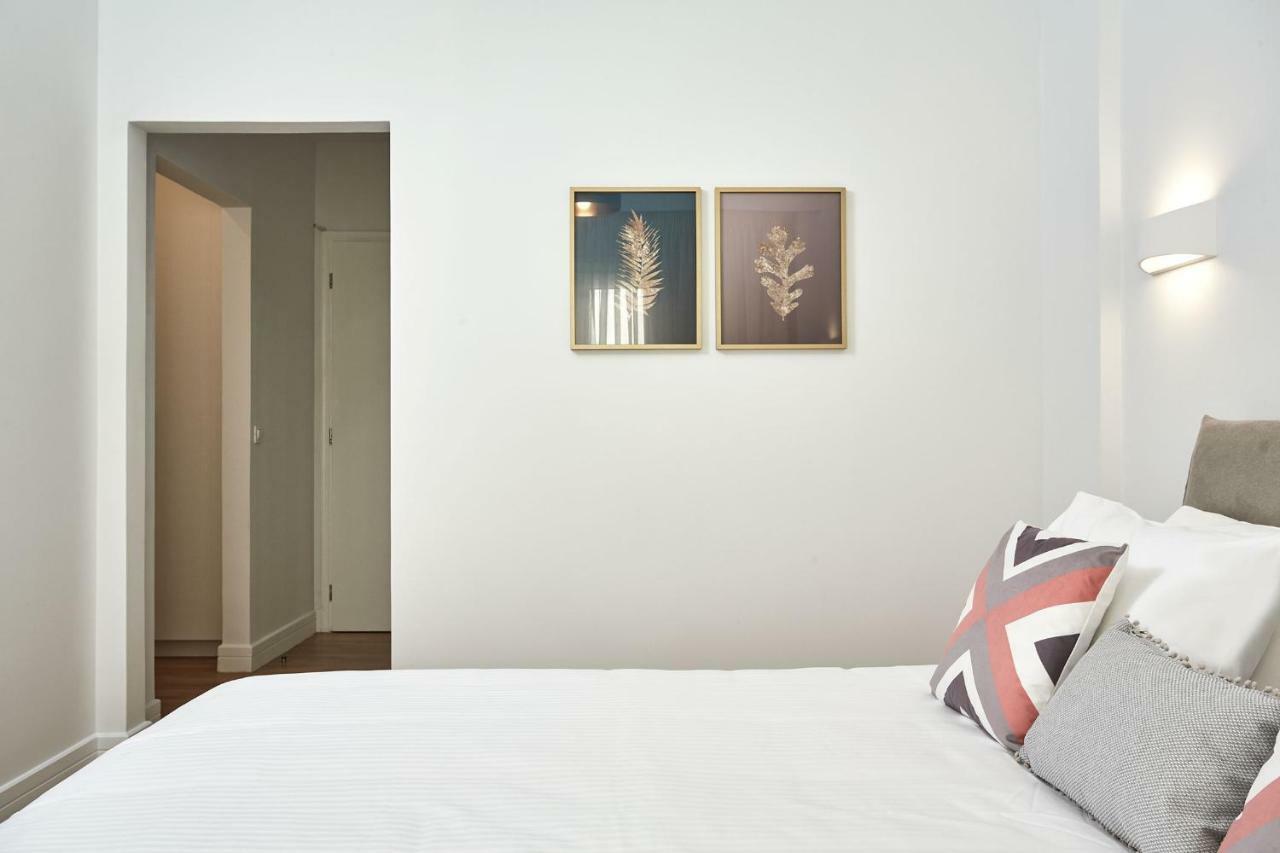 Luxurious Spacious Apt Next To Hilton Hotel Athena Bagian luar foto