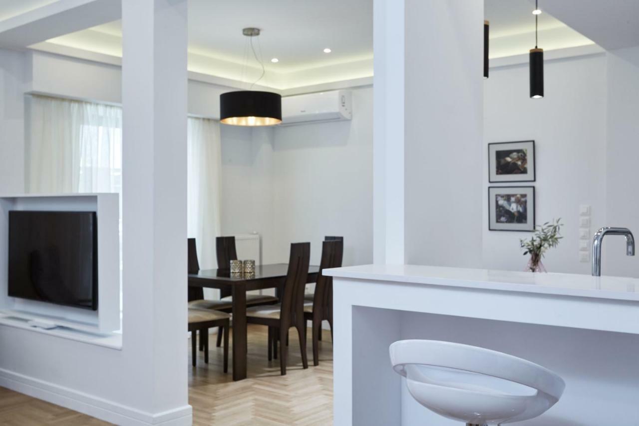 Luxurious Spacious Apt Next To Hilton Hotel Athena Bagian luar foto